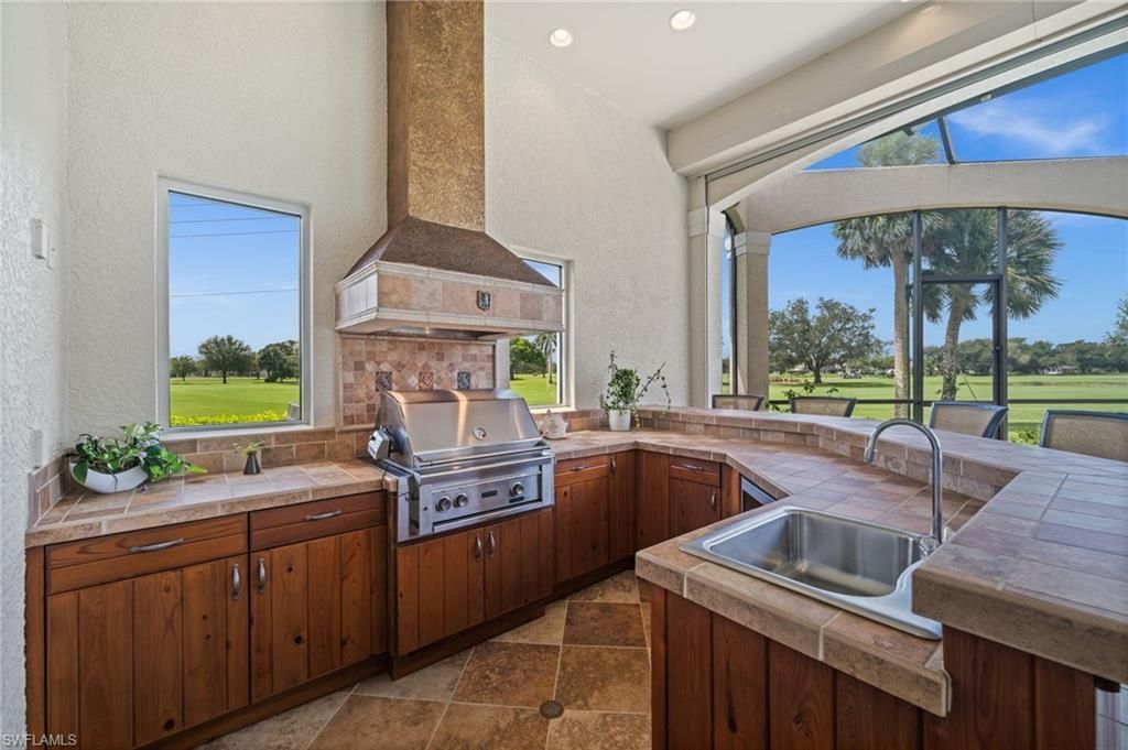1765 Supreme Ct, Naples, FL 34110 Photo