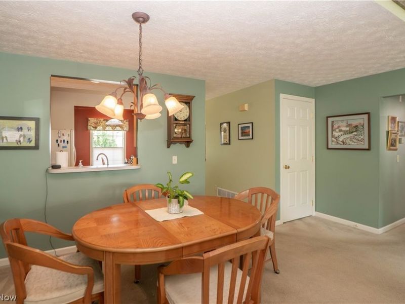 1848 Southpointe Circle NE, Canton, OH 44714 Photo 10