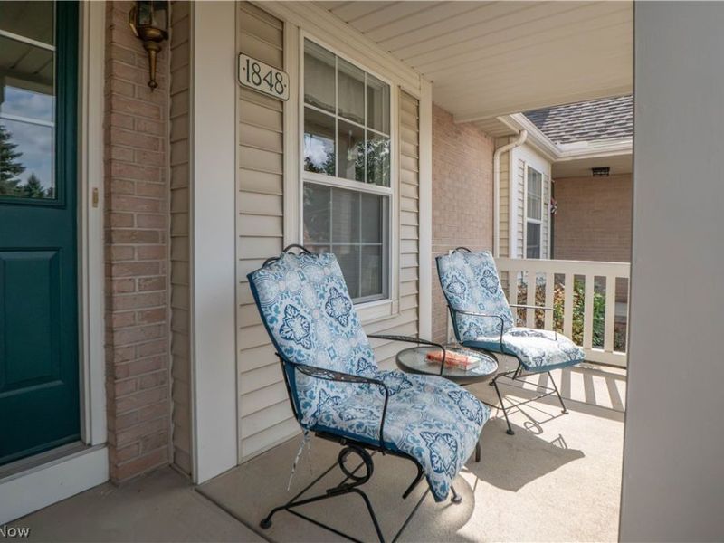 1848 Southpointe Circle NE, Canton, OH 44714 Photo 4