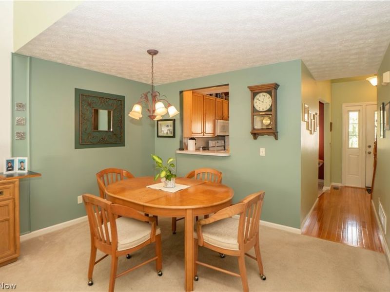 1848 Southpointe Circle NE, Canton, OH 44714 Photo 9