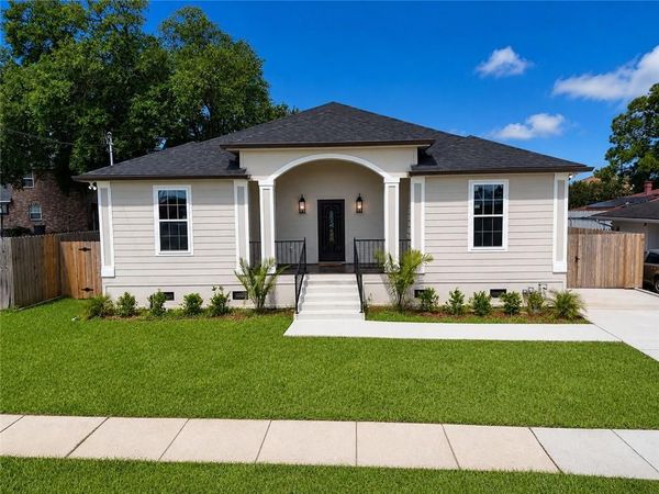 4710 SHERWOOD Drive , New Orleans, LA 70128