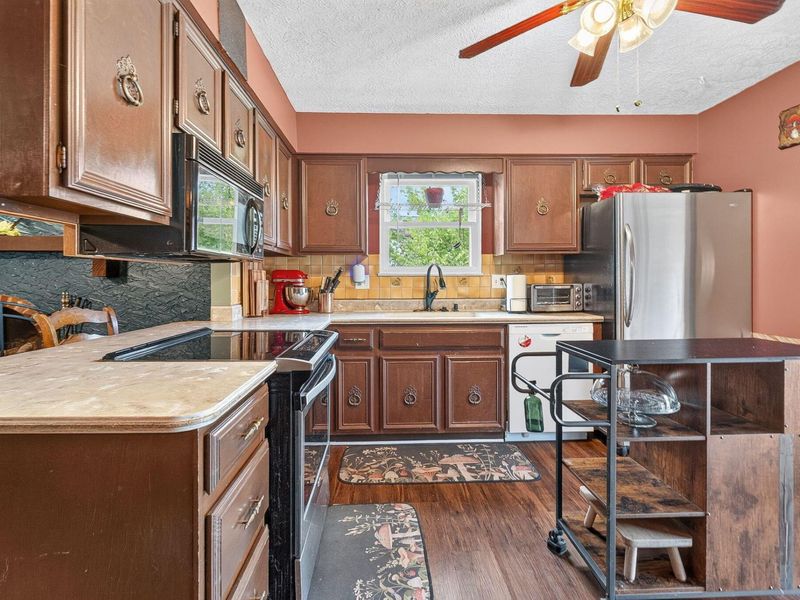 5093 Northtowne Boulevard, Columbus, OH 43229 Photo 16