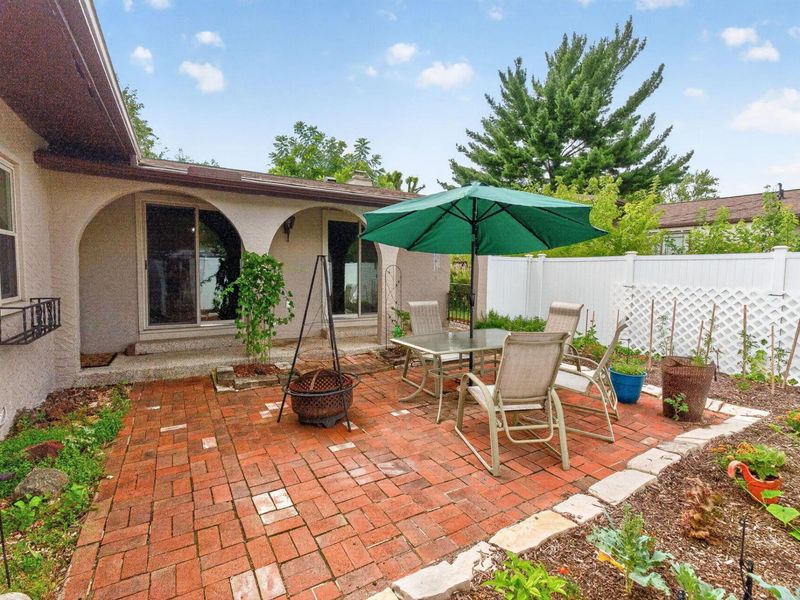 5093 Northtowne Boulevard, Columbus, OH 43229 Photo 4