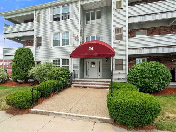 24 South St, Unit 4, Medford, MA 02155
