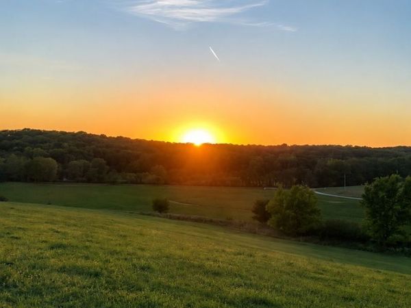 000 Starline Avenue, New Virginia, IA 50210