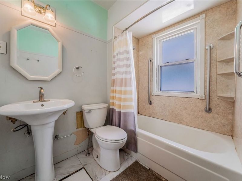 3034 W 112th Street , Cleveland, OH 44111 Photo 24