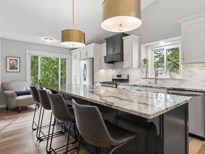 9039 Vickors Crossing Brooklyn Park, MN 55443