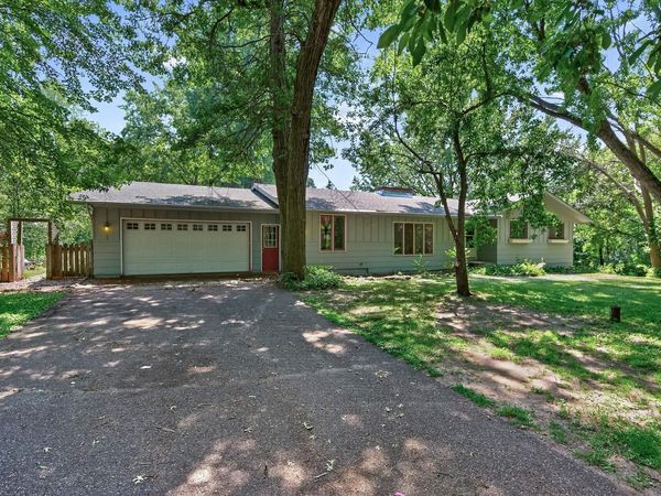 3948 Sunshine Drive, Oak Grove, MN 55303