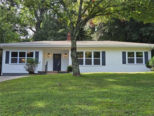 131 Mountain View Drive , Gainesville, GA 30501