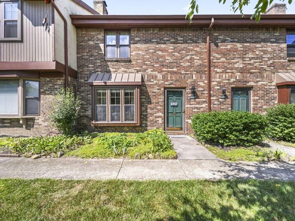 6206 Stornoway Drive S, Columbus, OH 43213