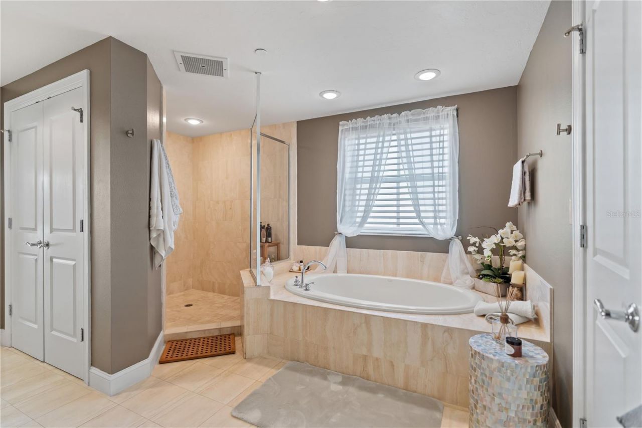 258 Golden Gate Point , Unit 701, Sarasota, FL 34236 Photo