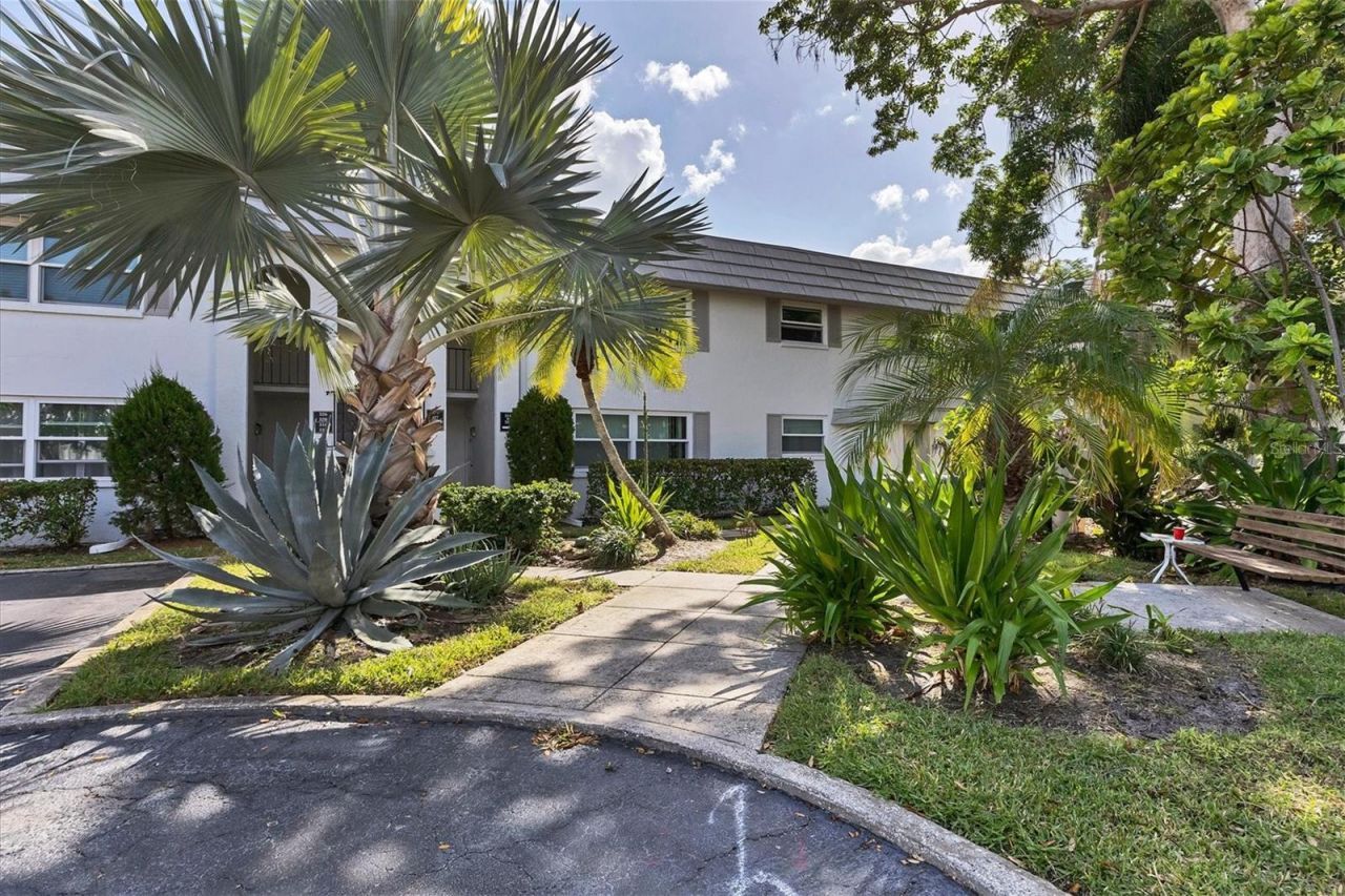5800 Hollywood Boulevard, Unit 312, Sarasota, FL 34231 Photo