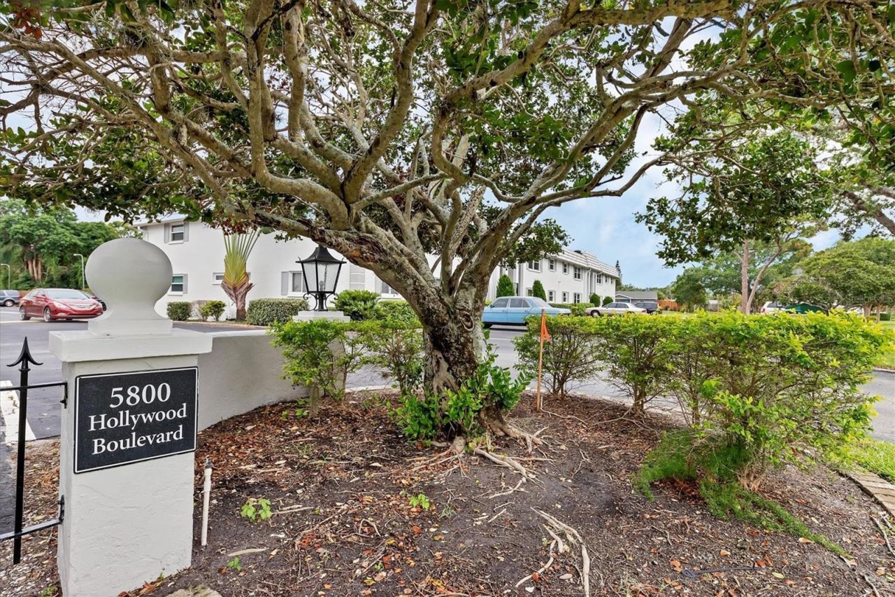 5800 Hollywood Boulevard, Unit 312, Sarasota, FL 34231 Photo
