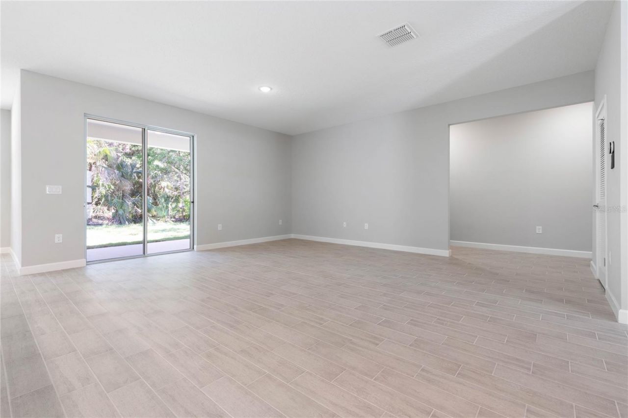 3518 NW 44th Place, Cape Coral, FL 33993 Photo
