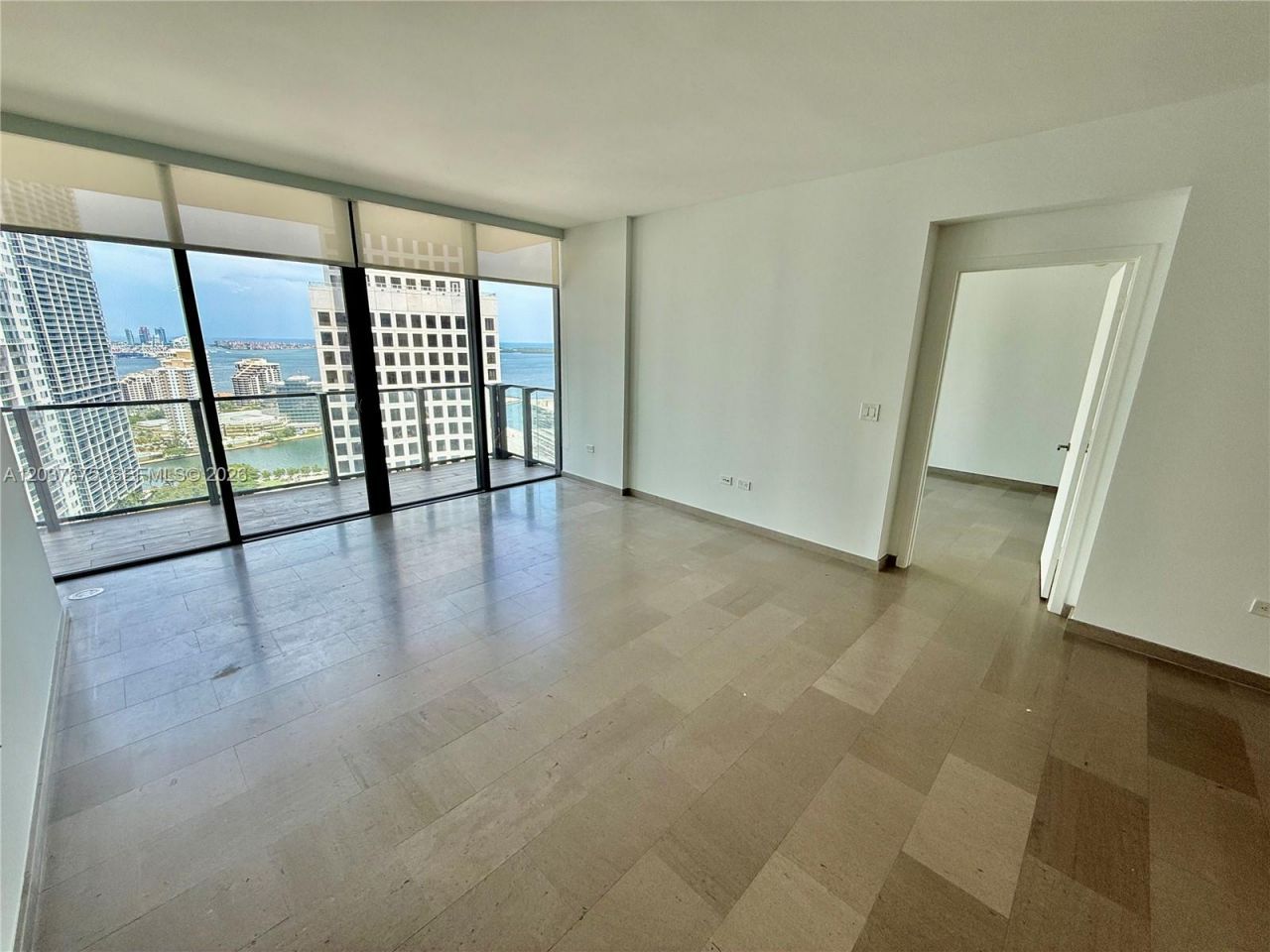 68 SE 6th St , Unit 2707, Miami, FL 33131 Photo