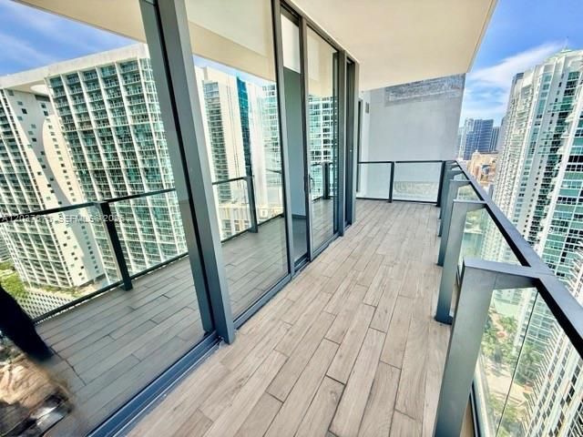 68 SE 6th St , Unit 2707, Miami, FL 33131 Photo