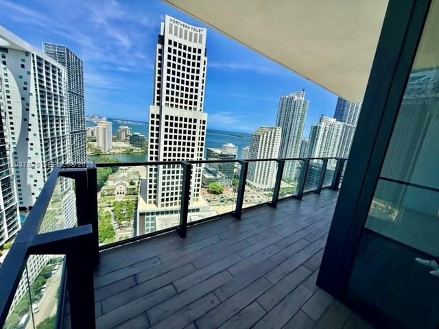 68 SE 6th St , Unit 2707, Miami, FL 33131 Photo