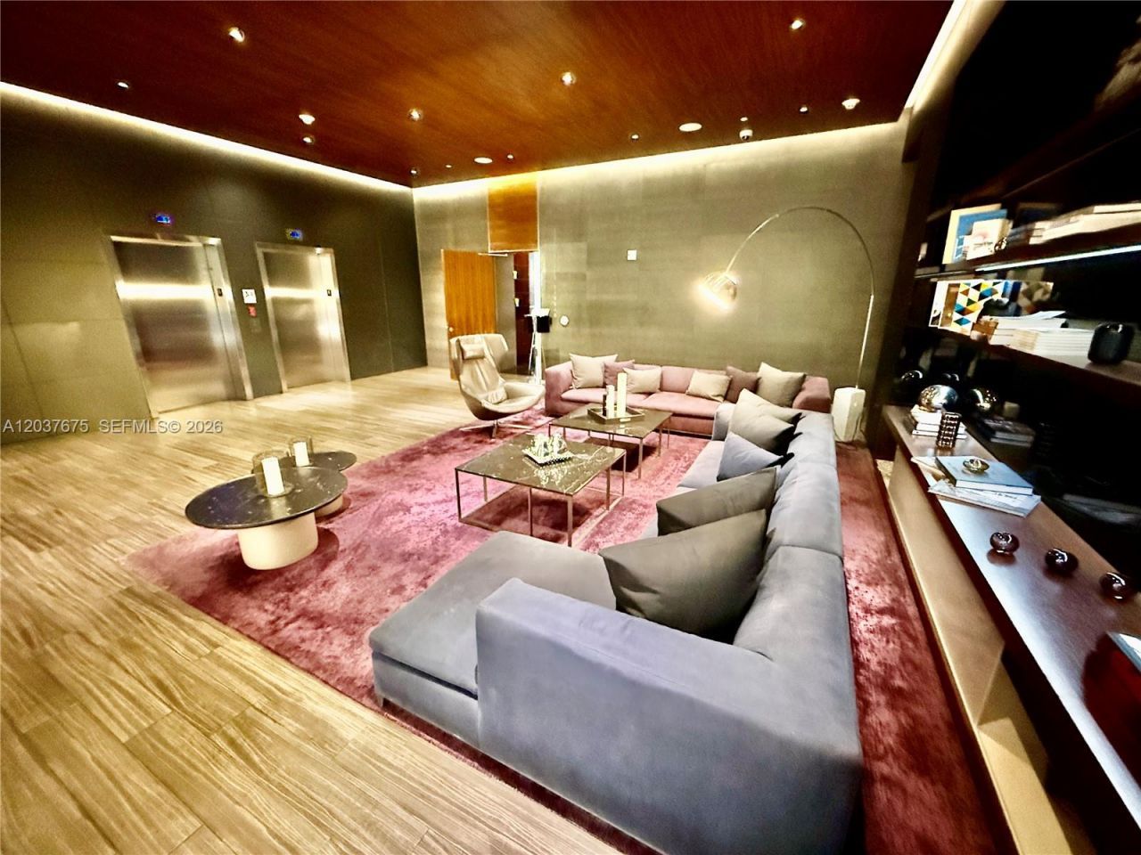 68 SE 6th St , Unit 2707, Miami, FL 33131 Photo