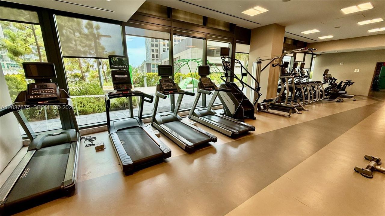 68 SE 6th St , Unit 2707, Miami, FL 33131 Photo