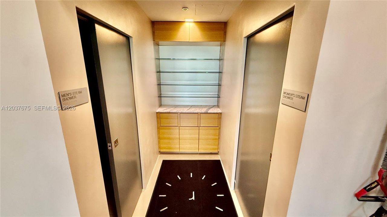 68 SE 6th St , Unit 2707, Miami, FL 33131 Photo