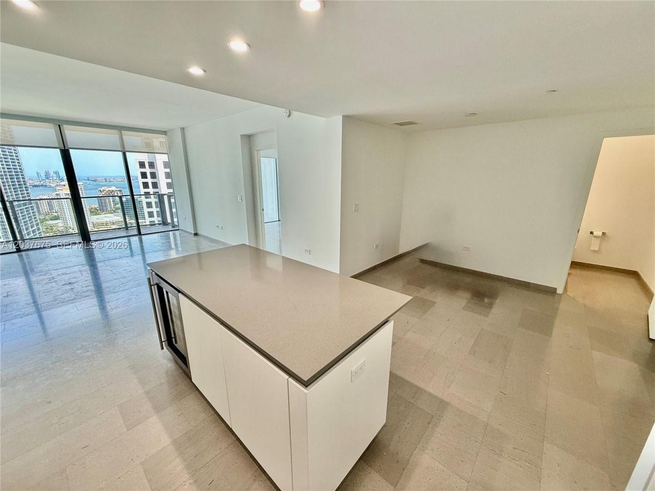 68 SE 6th St , Unit 2707, Miami, FL 33131 Photo