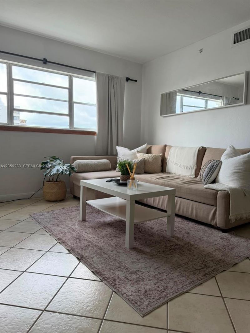 1881 Washington Ave , Unit 10F, Miami Beach, FL 33139 Photo