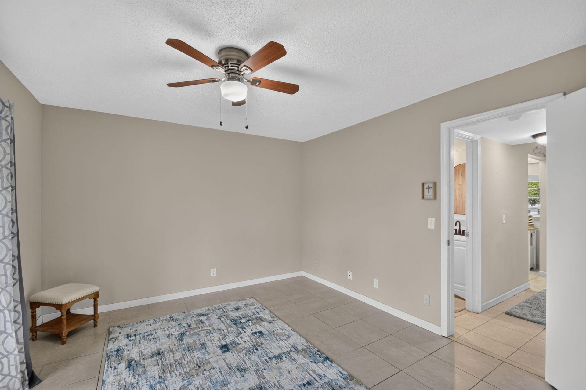 16 Sussex A, West Palm Beach, FL 33417 Photo