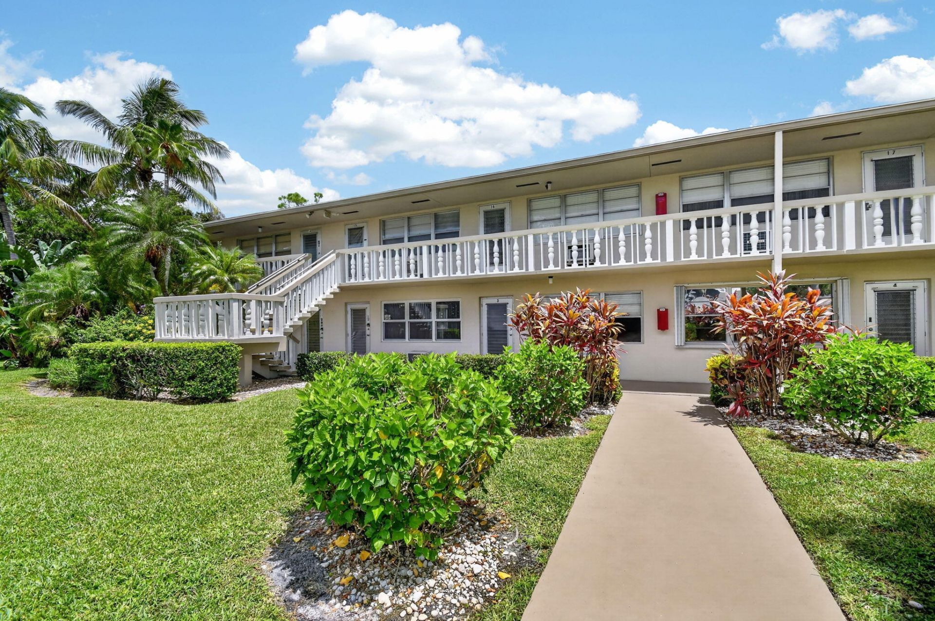 16 Sussex A, West Palm Beach, FL 33417 Photo