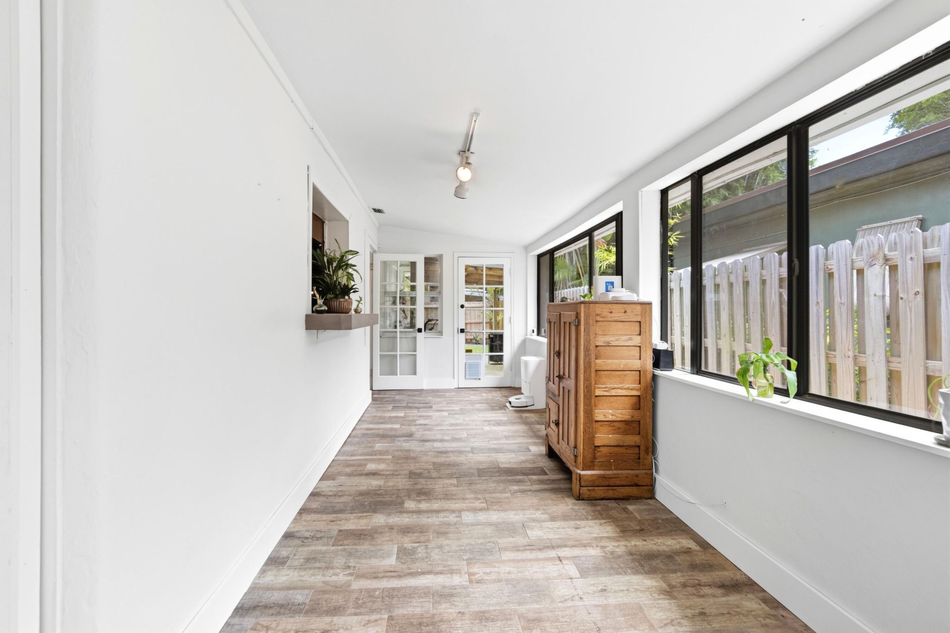 1400 NE 17th Avenue, Fort Lauderdale, FL 33304 Photo