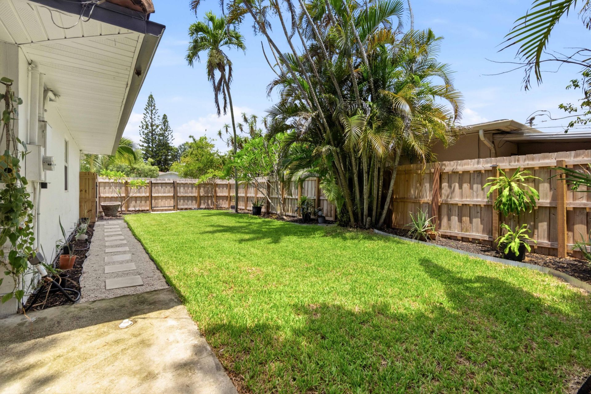 1400 NE 17th Avenue, Fort Lauderdale, FL 33304 Photo