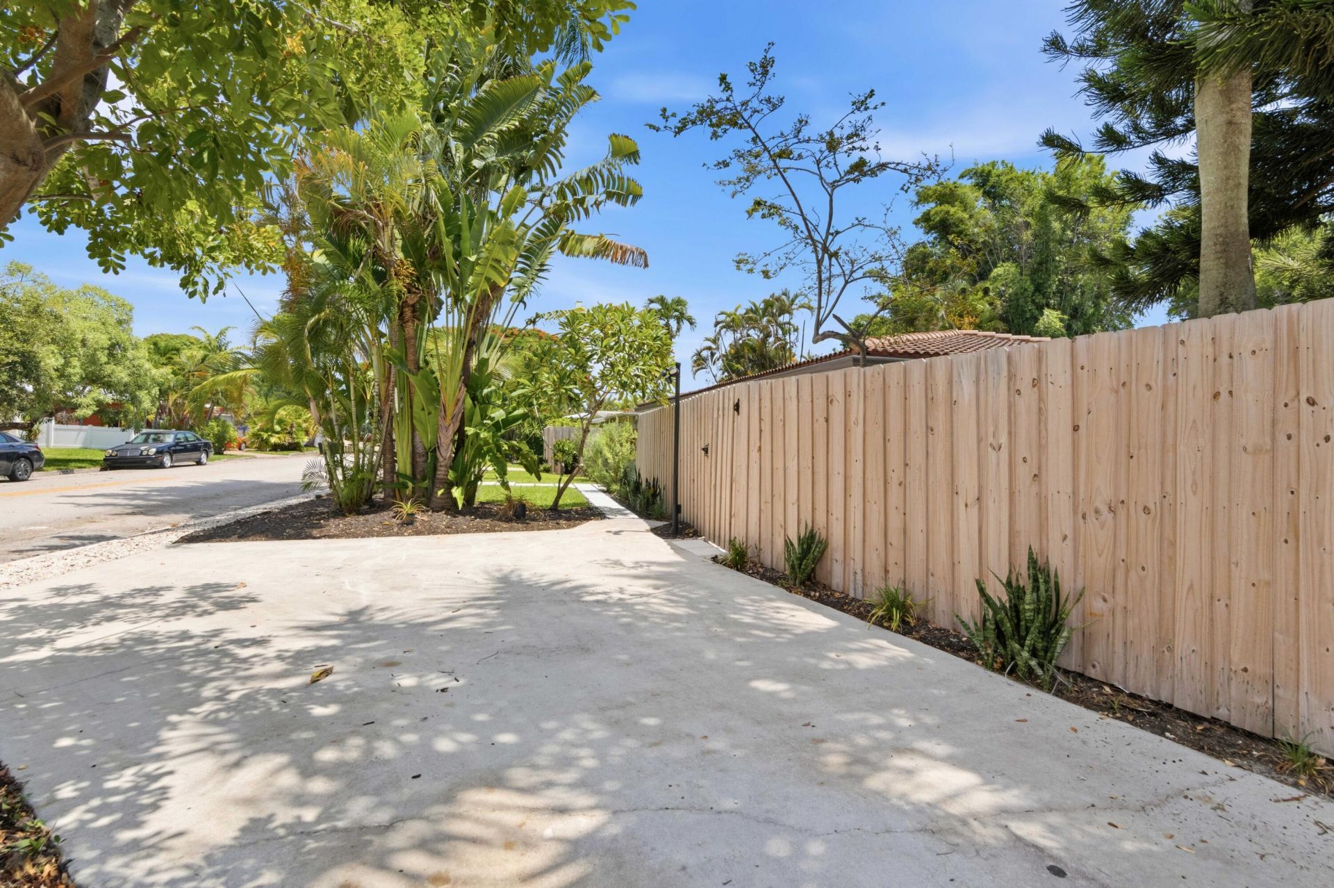 1400 NE 17th Avenue, Fort Lauderdale, FL 33304 Photo