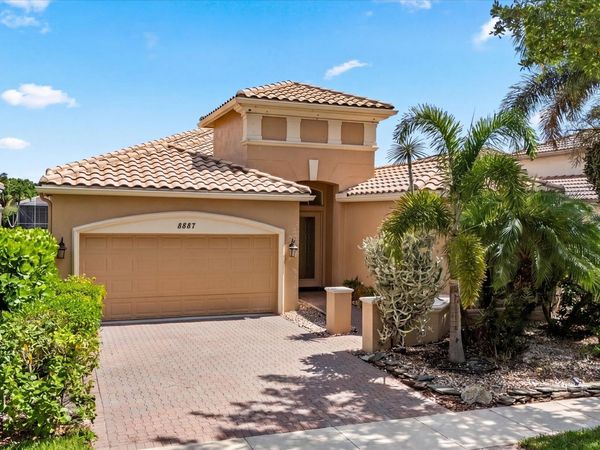 8887 VIA PRESTIGIO W, Wellington, FL 33411