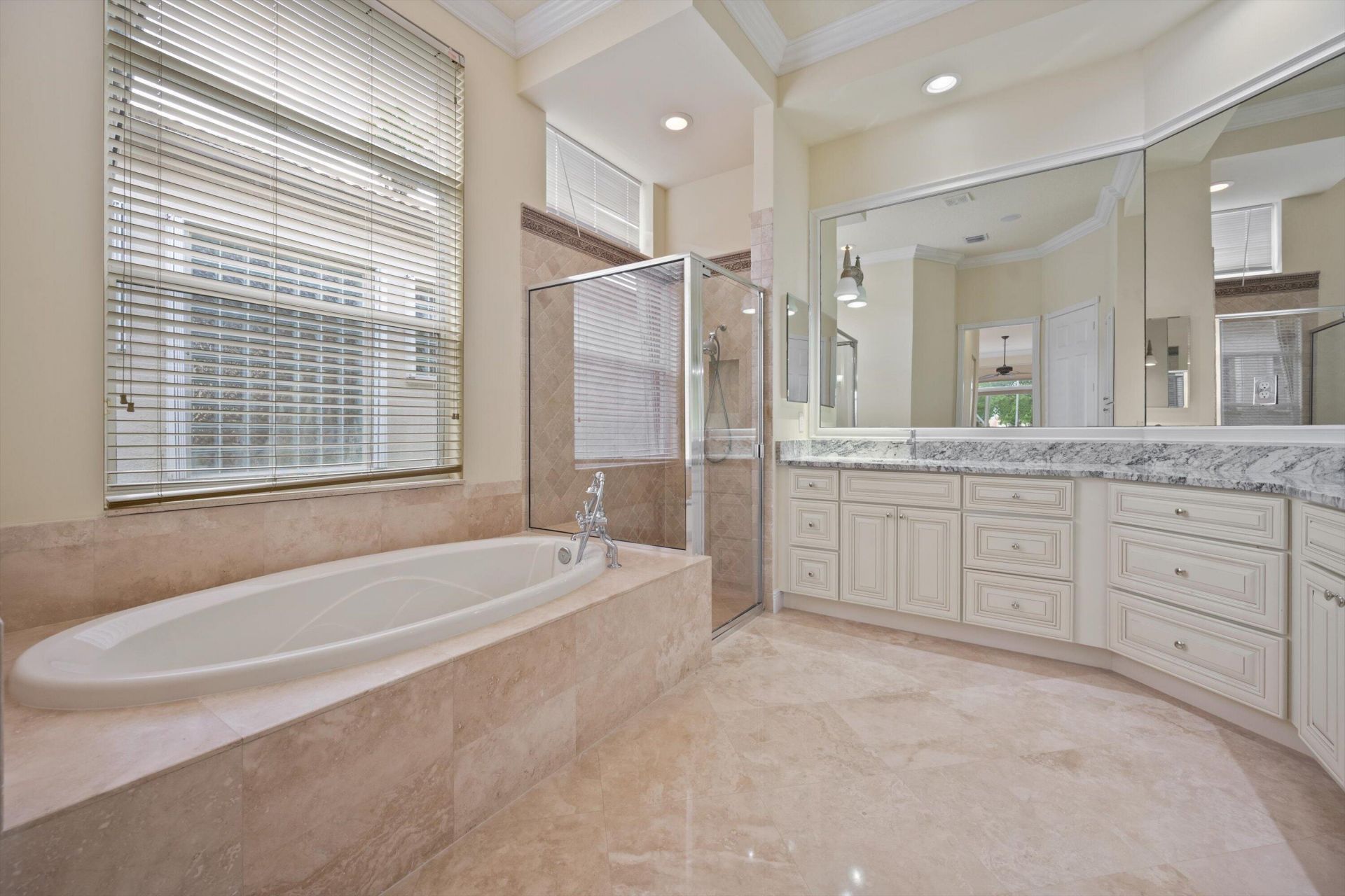 8887 Via Prestigio W, Wellington, FL 33411 Photo