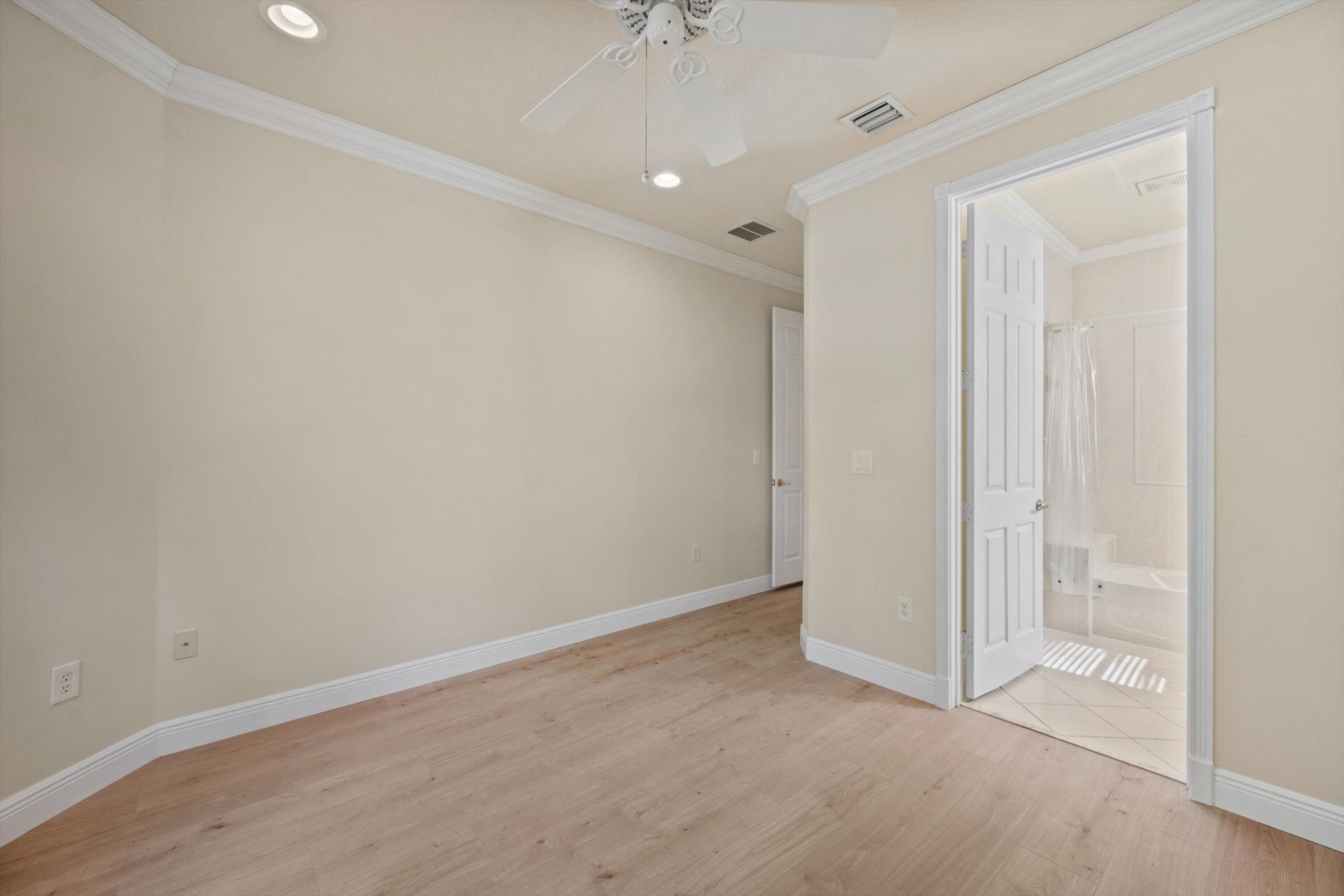 8887 Via Prestigio W, Wellington, FL 33411 Photo