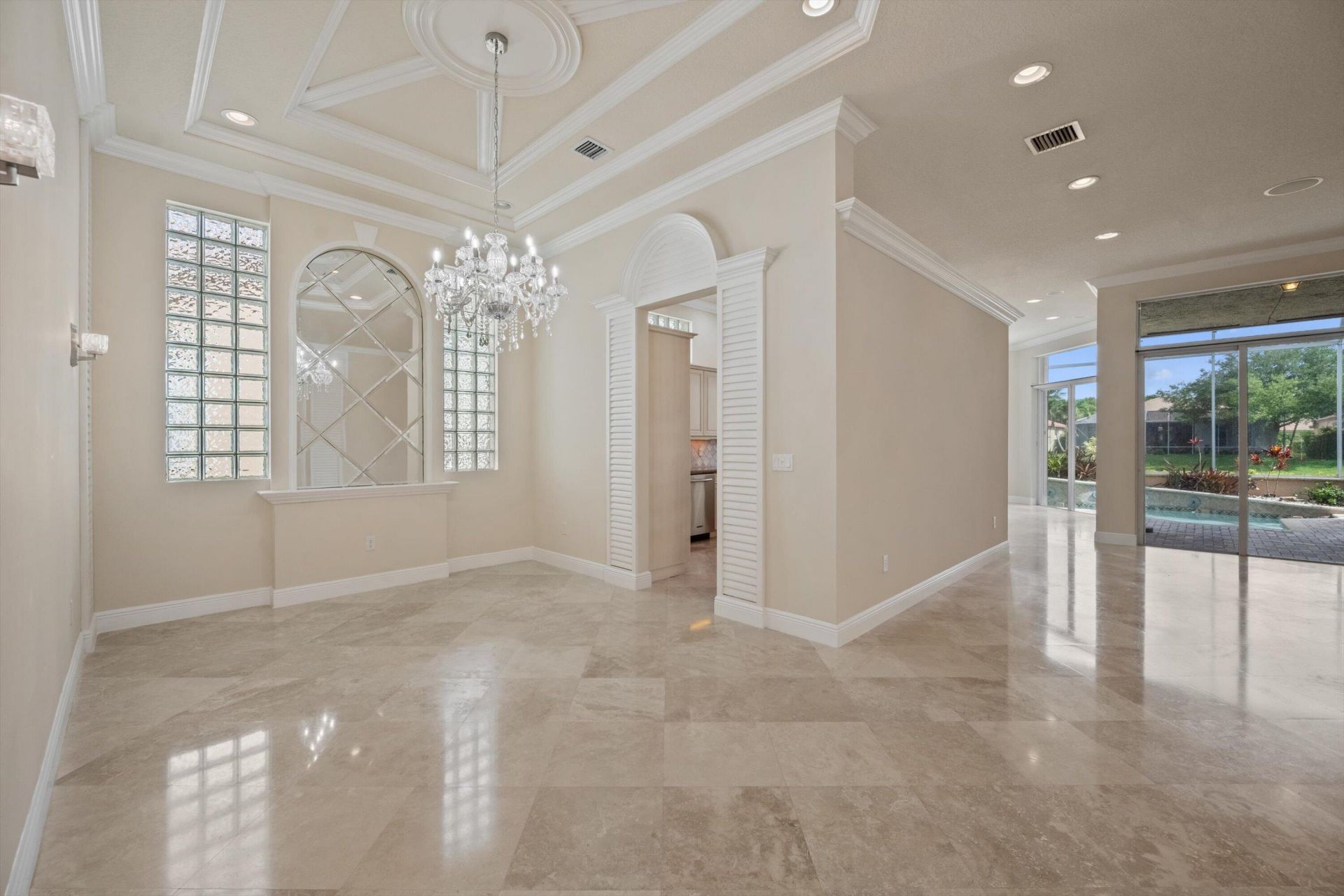 8887 Via Prestigio W, Wellington, FL 33411 Photo