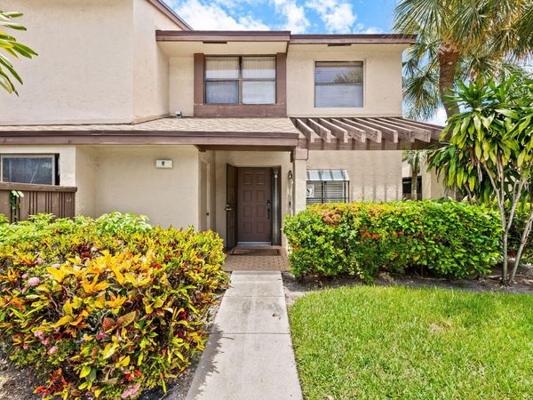 3952 COCOPLUM Circle, Unit 3646, Coconut Creek, FL 33063