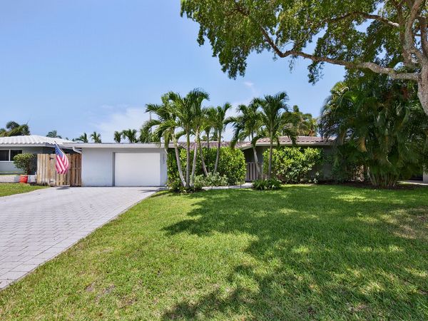 3652 NE 18TH Avenue, Oakland Park, FL 33334