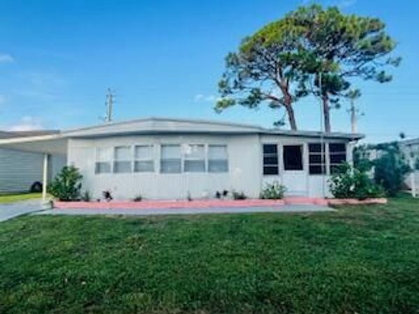 6308 S Ash Lane, Lantana, FL 33462