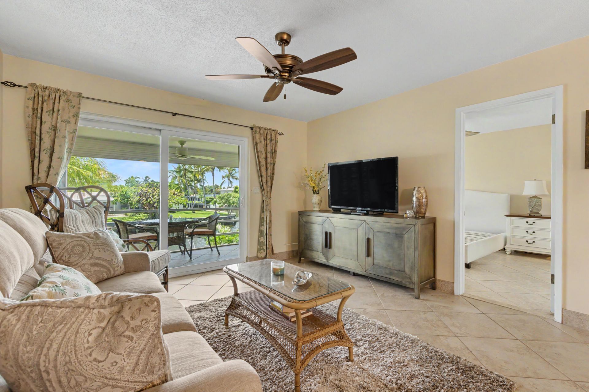 298 SE 6th Avenue, Unit 18, Pompano Beach, FL 33060 Photo