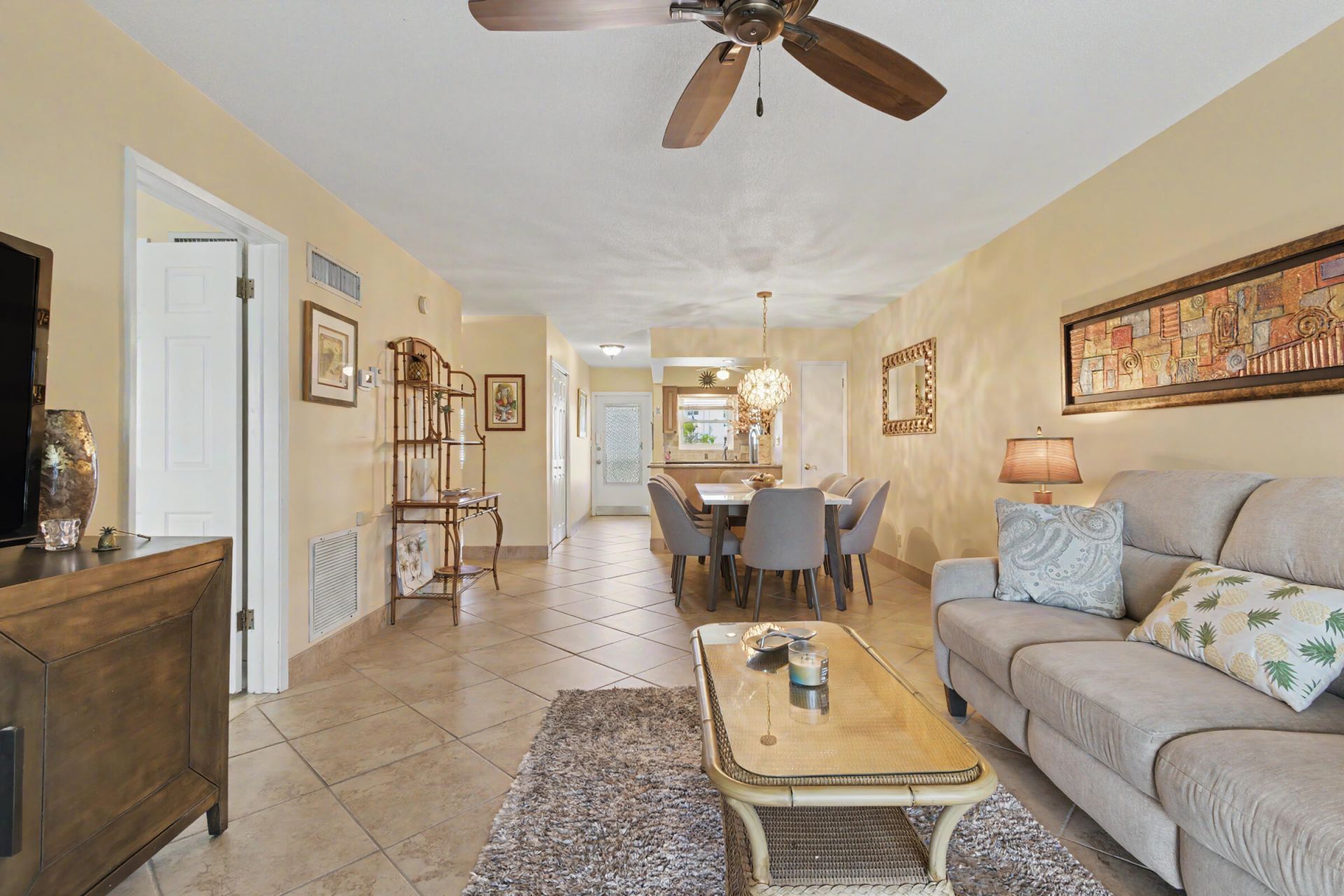 298 SE 6th Avenue, Unit 18, Pompano Beach, FL 33060 Photo