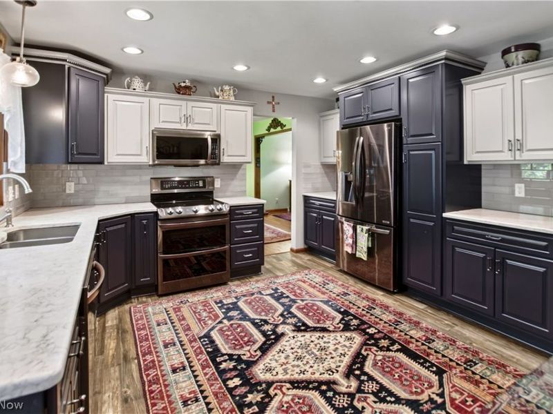 8402 Edge Lake Oval , Northfield, OH 44067 Photo 10