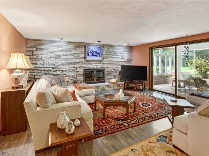 8402 Edge Lake Oval , Northfield, OH 44067 Photo 33