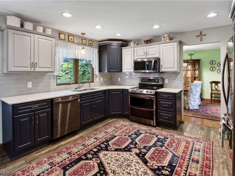 8402 Edge Lake Oval , Northfield, OH 44067 Photo 8