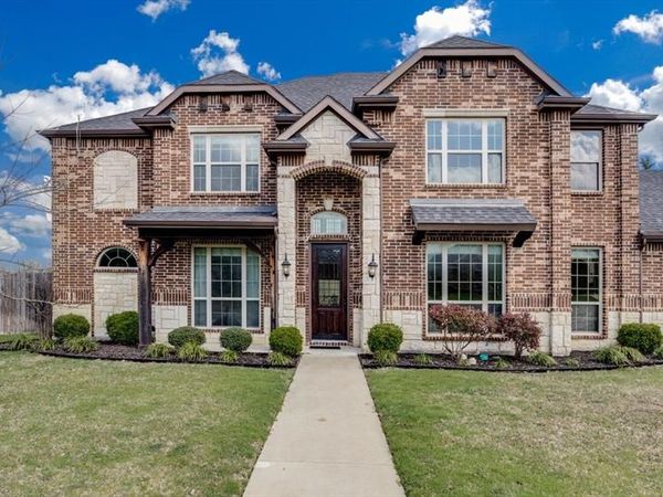 303 Fountain Creek Court, Ovilla, TX 75154
