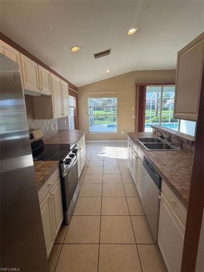 2447 Woodbourne Pl, Cape Coral, FL 33991 Photo