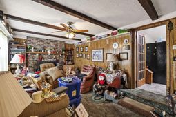 2247 Guerry Avenue photo 4