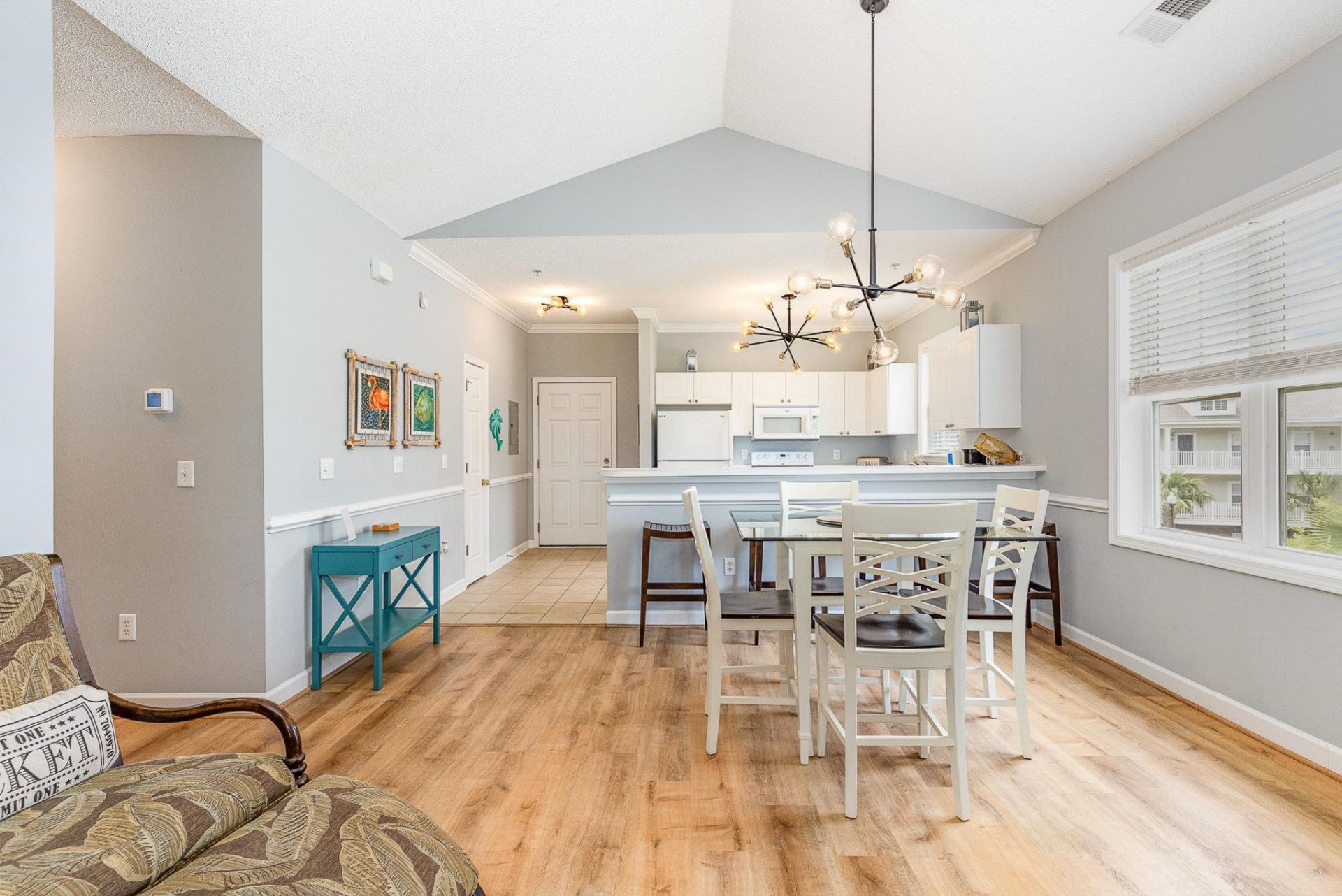 6253 Catalina Dr.  Photo 11