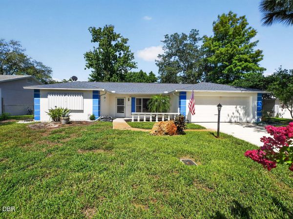 51 Mayfield Circle, Ormond Beach, FL 32174