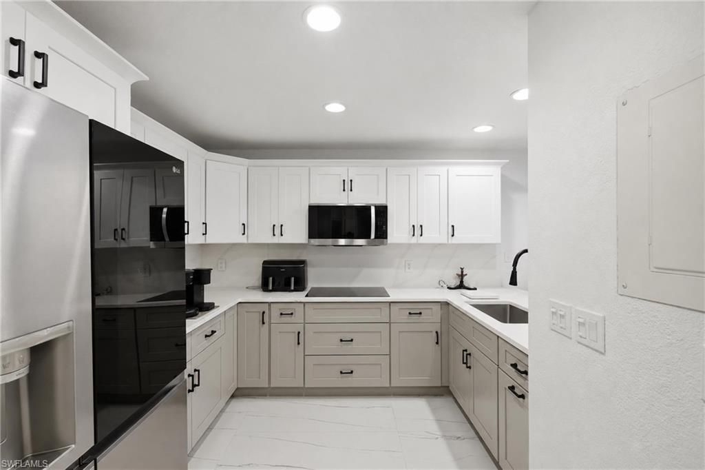 81 Emerald Woods Dr, Unit M3, Naples, FL 34108 Photo