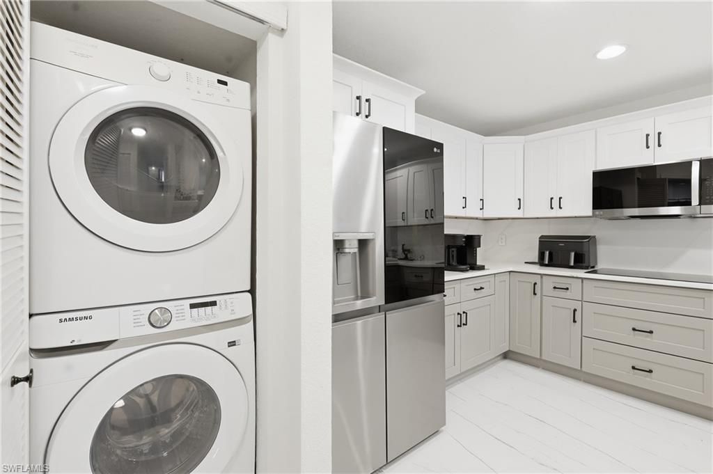 81 Emerald Woods Dr, Unit M3, Naples, FL 34108 Photo